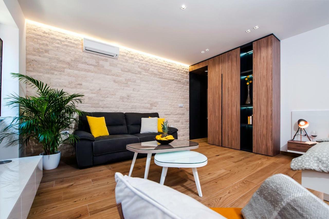 Apartments Vincero Ровин Екстериор снимка