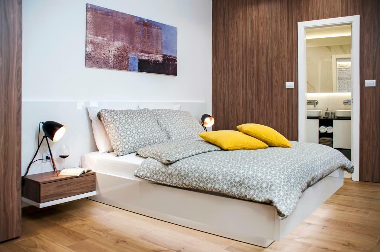 Apartments Vincero Ровин Екстериор снимка