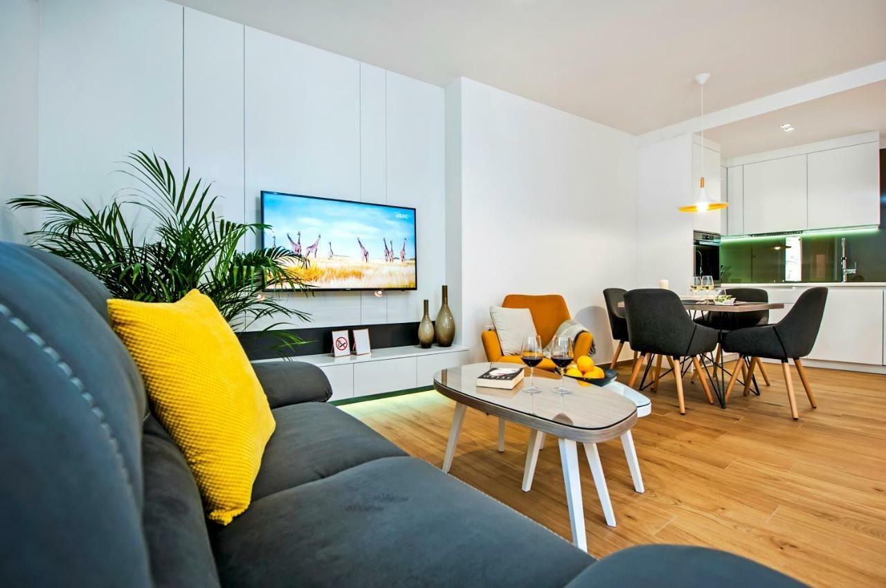 Apartments Vincero Ровин Екстериор снимка