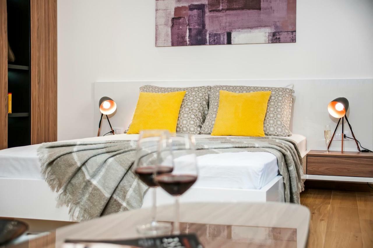 Apartments Vincero Ровин Екстериор снимка